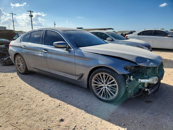 2018 BMW 530