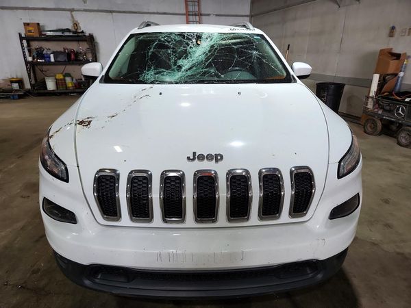 2016 JEEP CHEROKEE LATITUDE 4X4