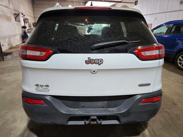 2016 JEEP CHEROKEE LATITUDE 4X4