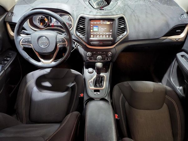 2016 JEEP CHEROKEE LATITUDE 4X4