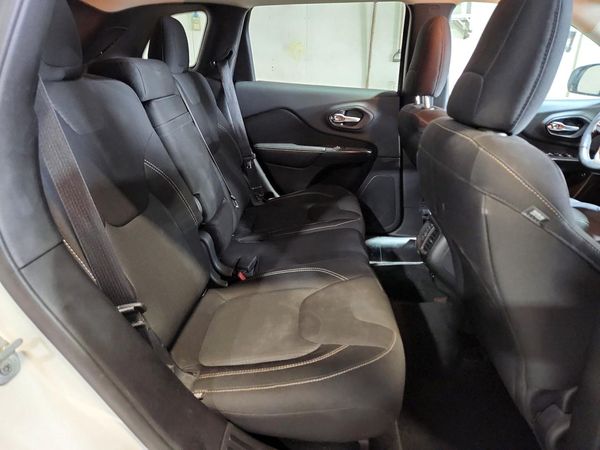 2016 JEEP CHEROKEE LATITUDE 4X4