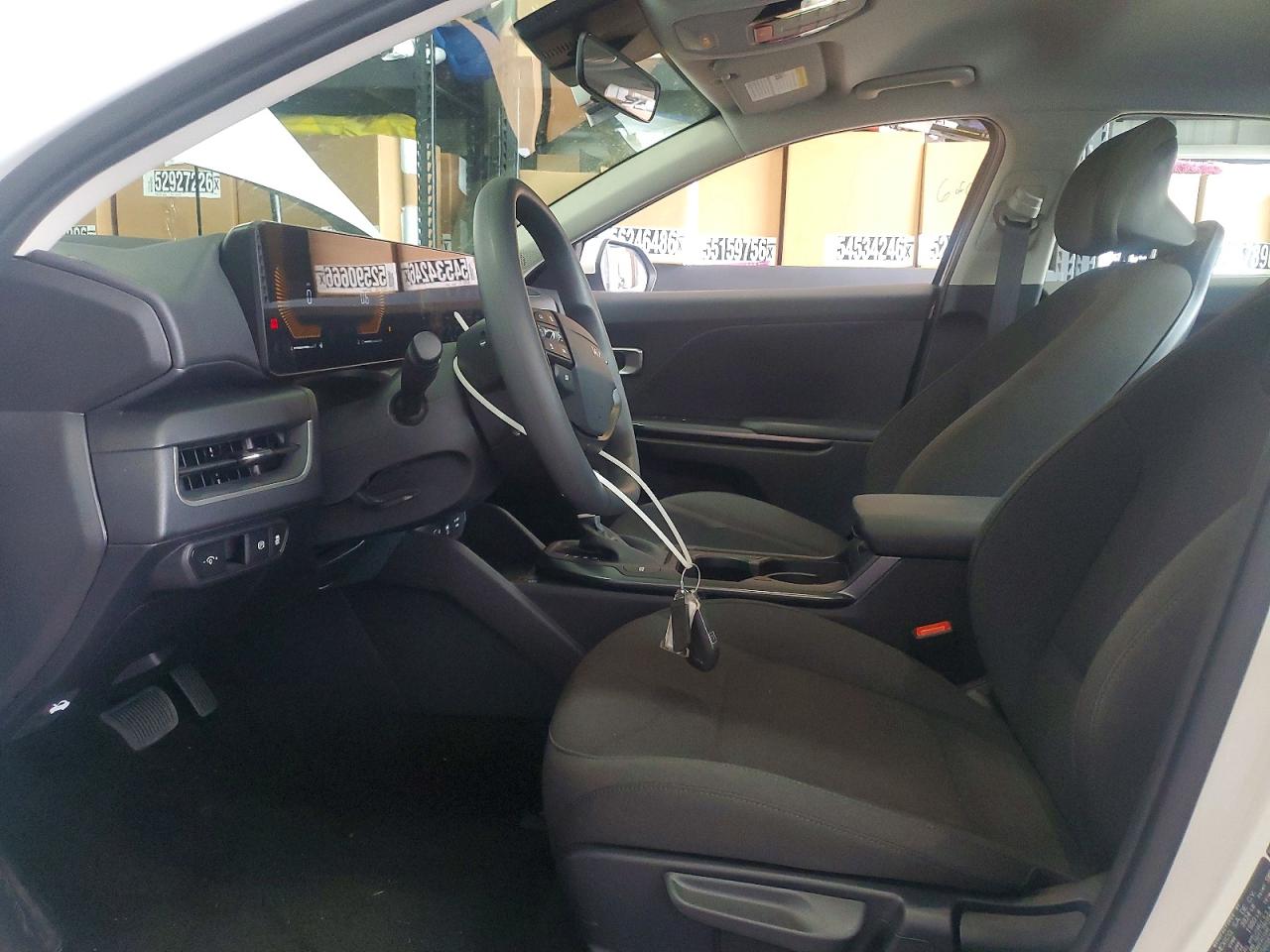 2026 KIA K4 LX, LXS