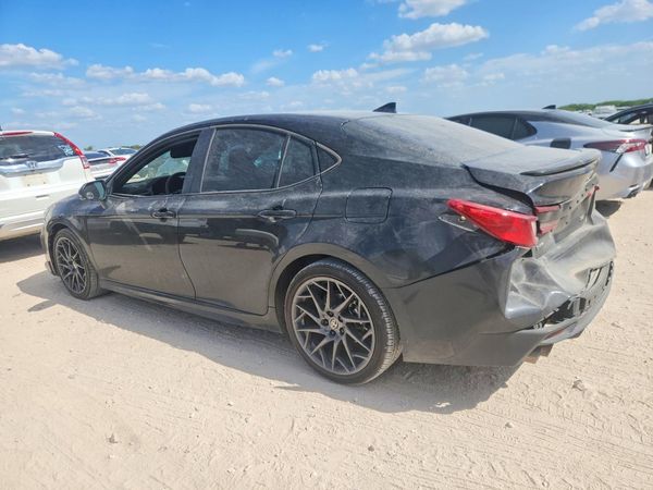 2025 TOYOTA CAMRY