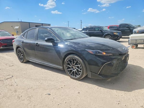 2025 TOYOTA CAMRY