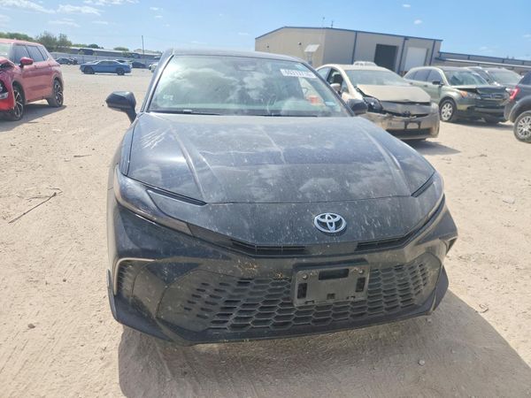 2025 TOYOTA CAMRY