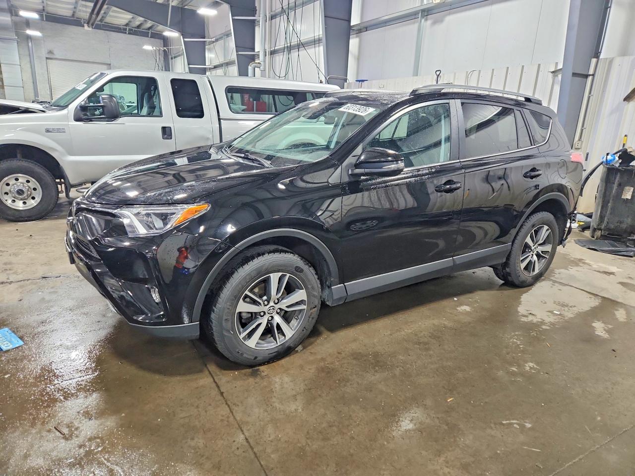 2018 TOYOTA RAV4 Adventure/XLE