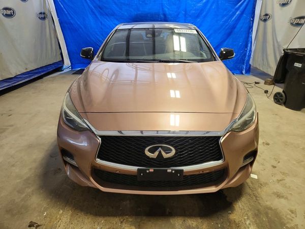 2017 INFINITI QX30