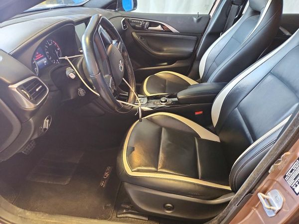 2017 INFINITI QX30