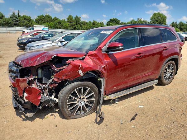 2017 TOYOTA HIGHLANDER SE/XLE