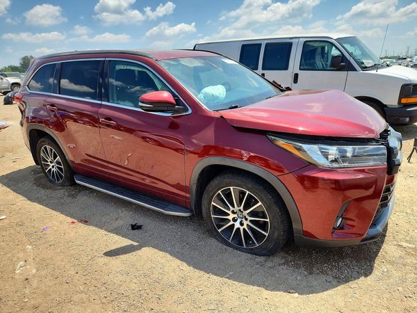 2017 TOYOTA HIGHLANDER SE/XLE
