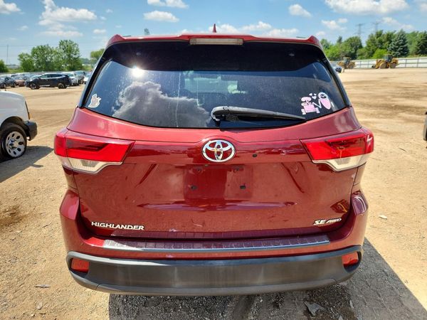 2017 TOYOTA HIGHLANDER SE/XLE