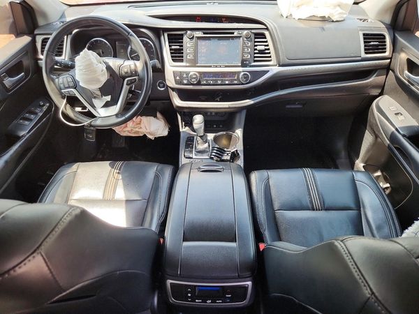 2017 TOYOTA HIGHLANDER SE/XLE