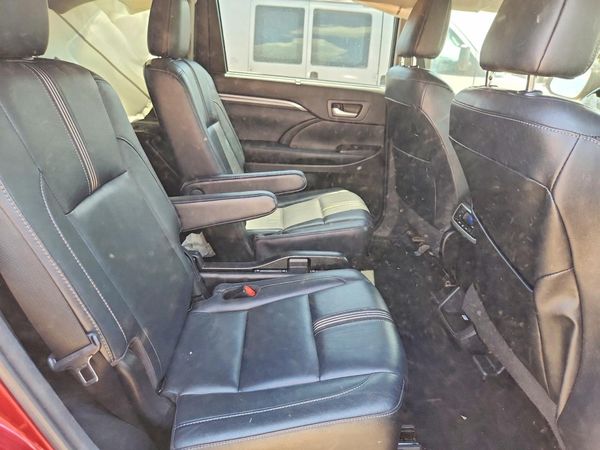 2017 TOYOTA HIGHLANDER SE/XLE