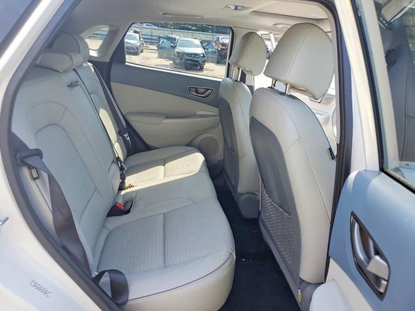 2021 HYUNDAI KONA Limited