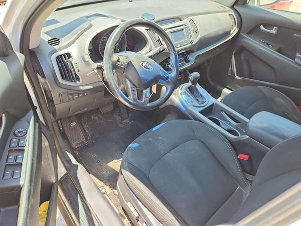 2015 KIA SPORTAGE GLS - Middle level