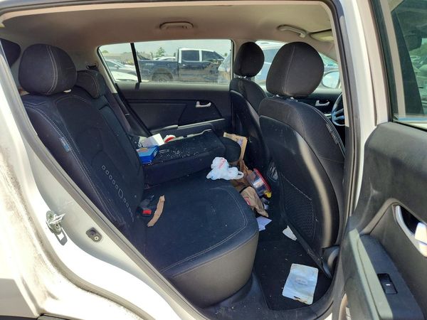 2015 KIA SPORTAGE GLS - Middle level