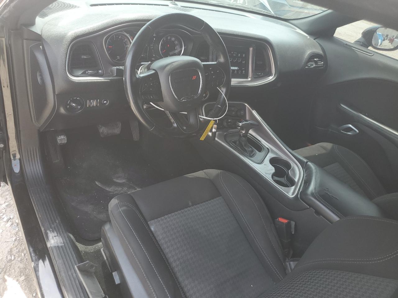 2021 DODGE CHALLENGER SXT