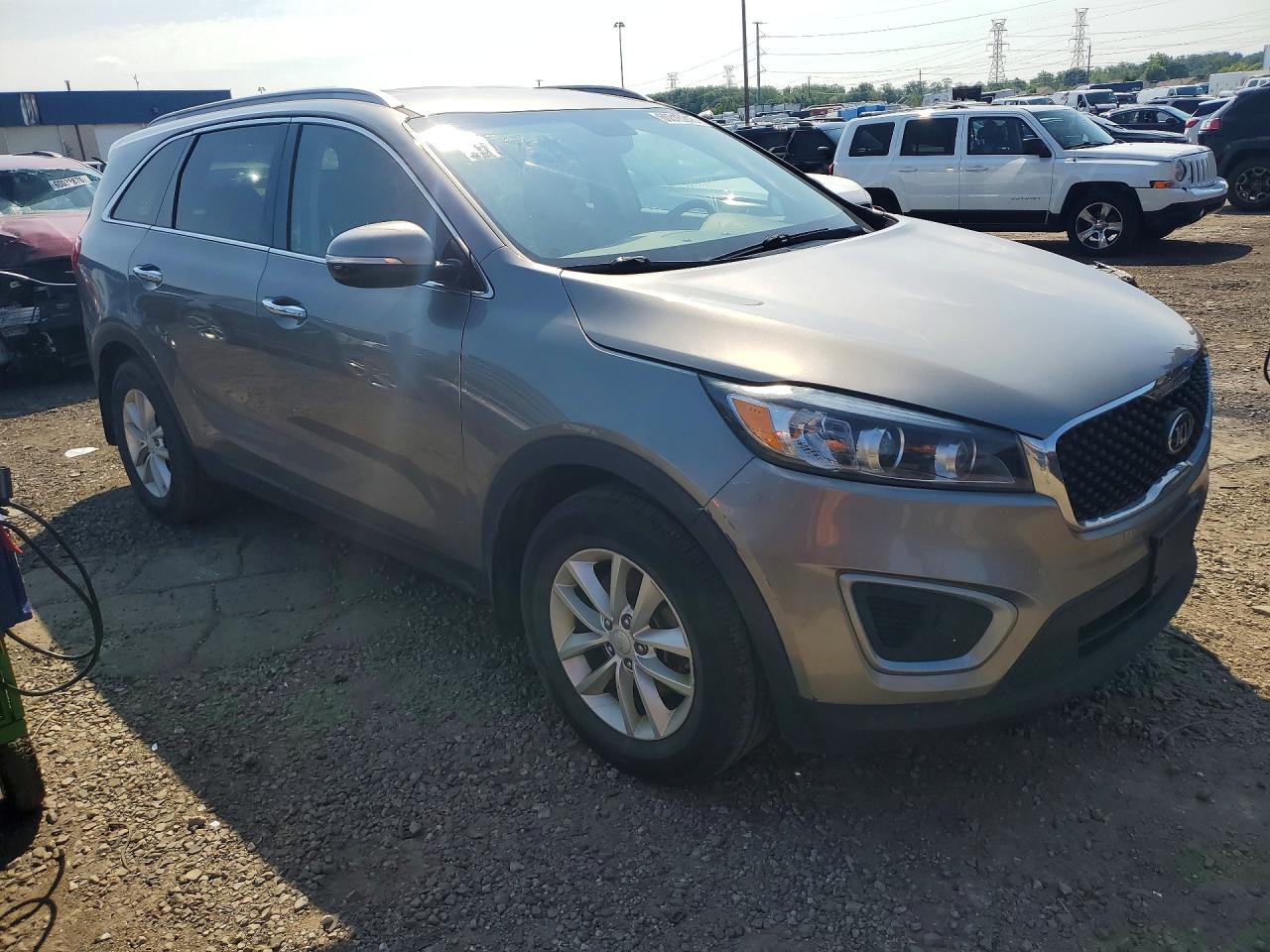 2017 KIA SORENTO L, LX