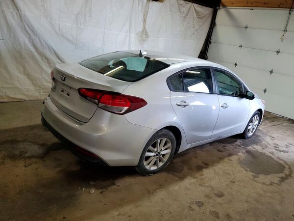 2017 KIA FORTE LX Popular, S