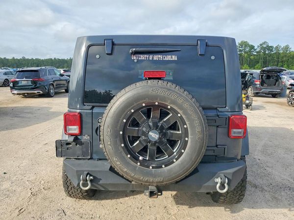 2017 JEEP WRANGLER UNLIMITED SAHARA 4X4