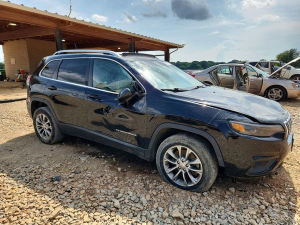 2019 JEEP CHEROKEE LATITUDE PLUS FWD