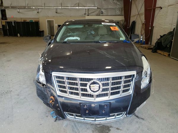 2013 CADILLAC XTS