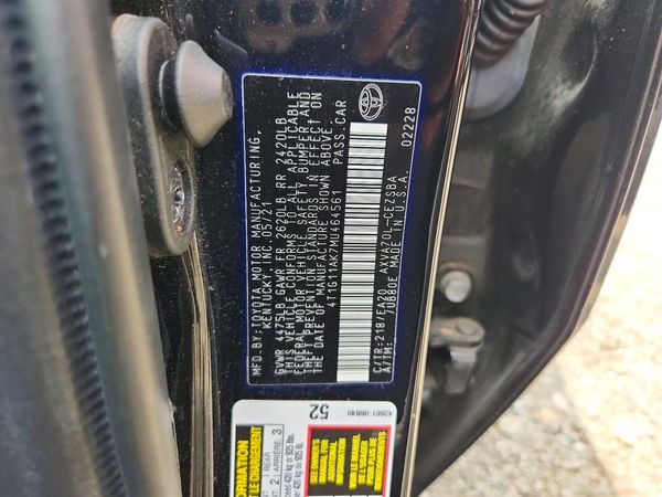 2021 TOYOTA CAMRY SE