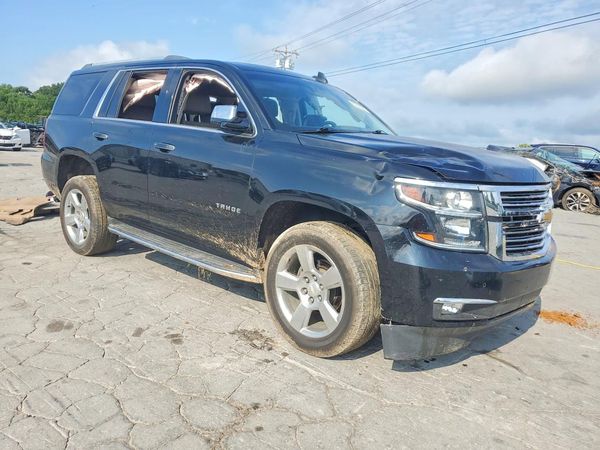 2017 CHEVROLET TAHOE Premier — Passenger 3/4