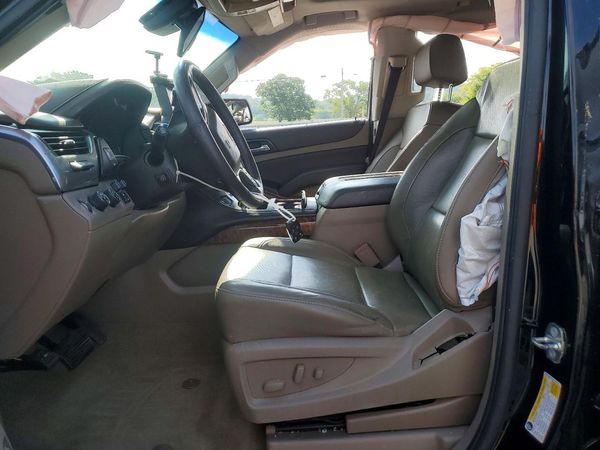 2017 CHEVROLET TAHOE Premier — DENT