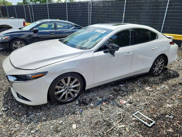 2020 MAZDA 3