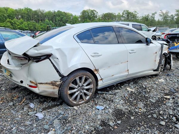 2020 MAZDA 3