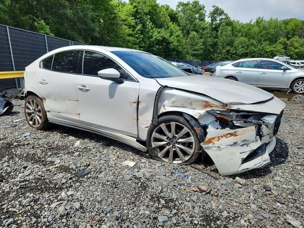 2020 MAZDA 3