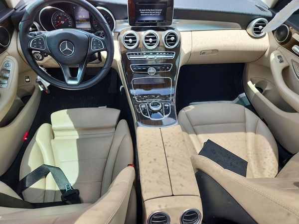 2018 MERCEDES-BENZ C C300