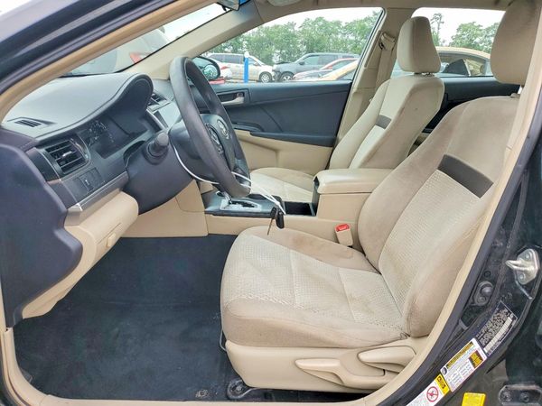 2013 TOYOTA CAMRY