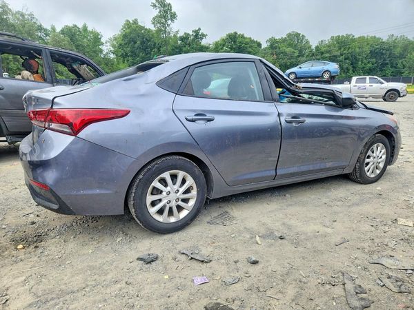 2018 HYUNDAI ACCENT SE and SEL
