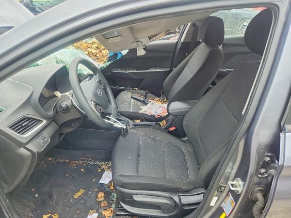 2018 HYUNDAI ACCENT SE and SEL