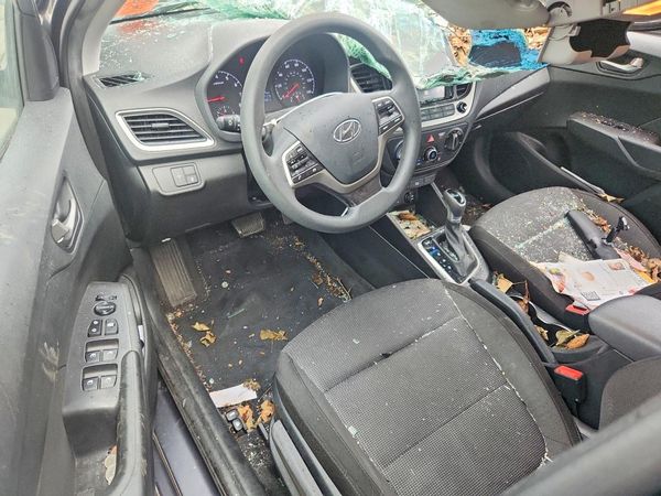 2018 HYUNDAI ACCENT SE and SEL