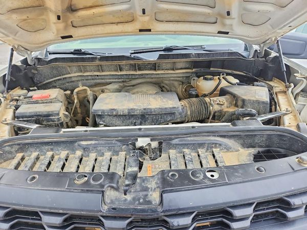 2020 CHEVROLET SILVERADO Work Truck — Engine bay