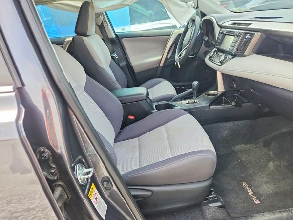 2015 TOYOTA RAV4 XLE (M Grade)