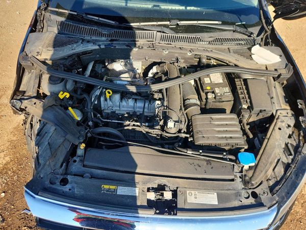 2019 VOLKSWAGEN JETTA S, SE, R-Line