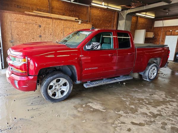2019 CHEVROLET SILVERADO LT — Front 3/4
