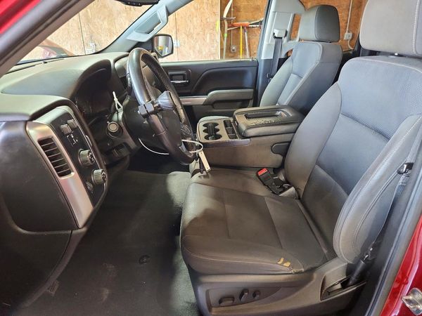 2019 CHEVROLET SILVERADO LT — DENT