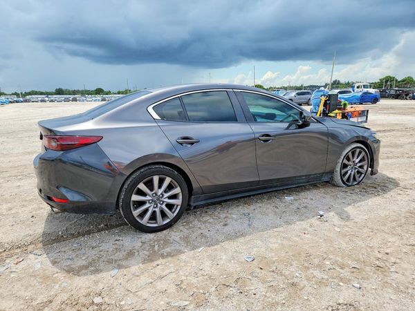 2021 MAZDA 3