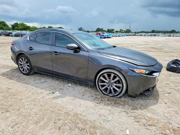 2021 MAZDA 3