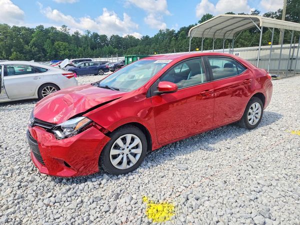 2015 TOYOTA COROLLA