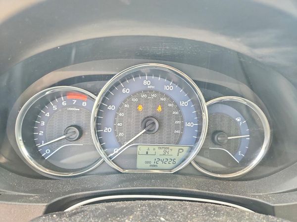2015 TOYOTA COROLLA