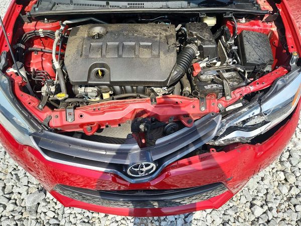 2015 TOYOTA COROLLA