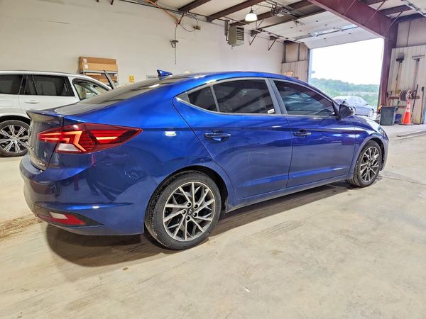 2020 HYUNDAI ELANTRA
