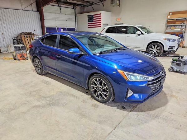 2020 HYUNDAI ELANTRA