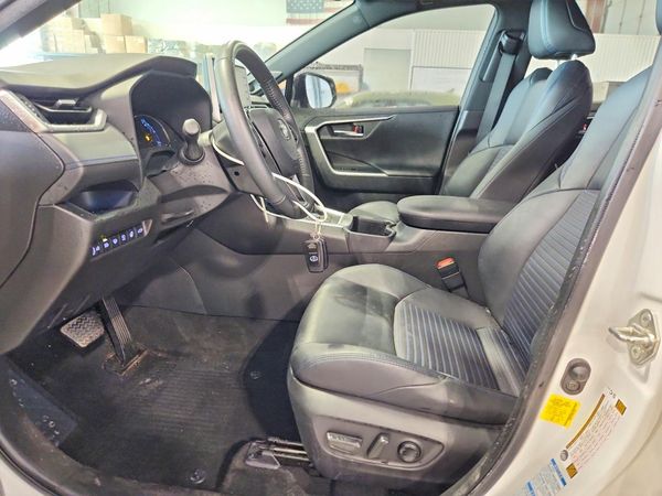 2022 TOYOTA RAV4 XSE